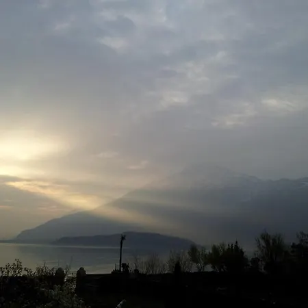 La Cà De La Frà Alojamento de Acomodação e Pequeno-almoço 3*